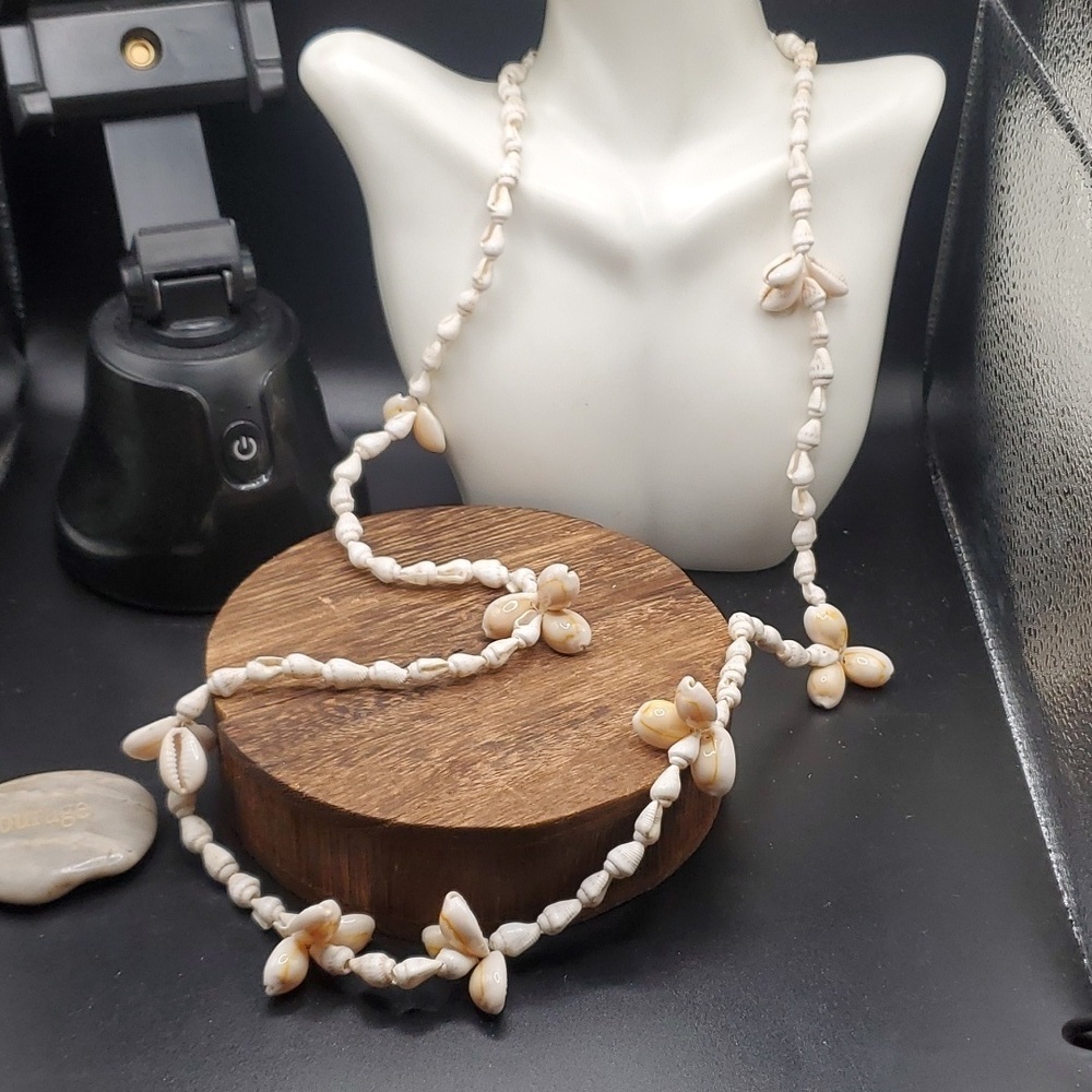 N3004 seashell dainty tropic necklace Hawaiian imported bridal